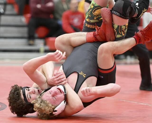 9215762_web1_ptr-ACWrestling01-011826