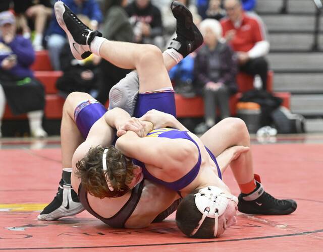 9215762_web1_ptr-ACWrestling08-011826