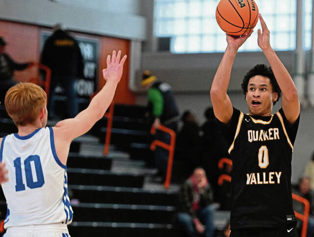 9216360_web1_ptr-QVHoops05-120125