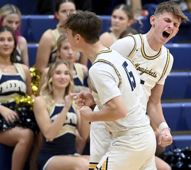 Freeports Gavin Tola celebrates with Carson Kane after scoring against Derry on Dec. 3, 2025, at Freeport. (Christopher Horner | TribLive)