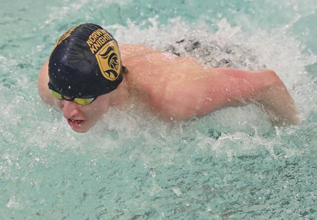 9233489_web1_gtr-WCCASwim18-012526