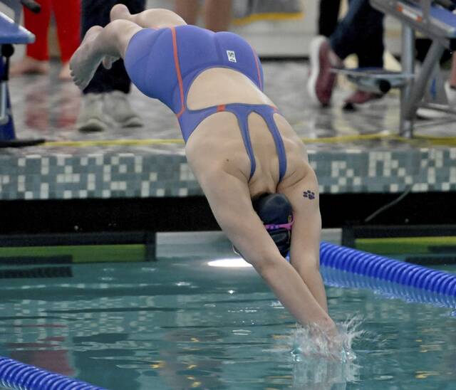 9233489_web1_gtr-WCCASwim20-012526