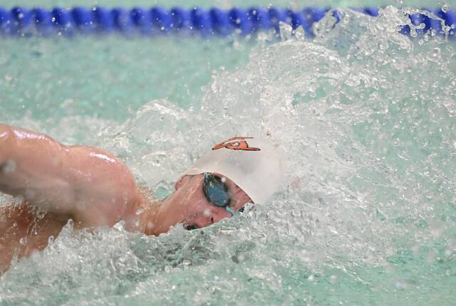 9233489_web1_gtr-WCCASwim25-012526