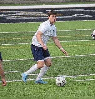 9235417_web1_vnd-PSNKSoccer-103023