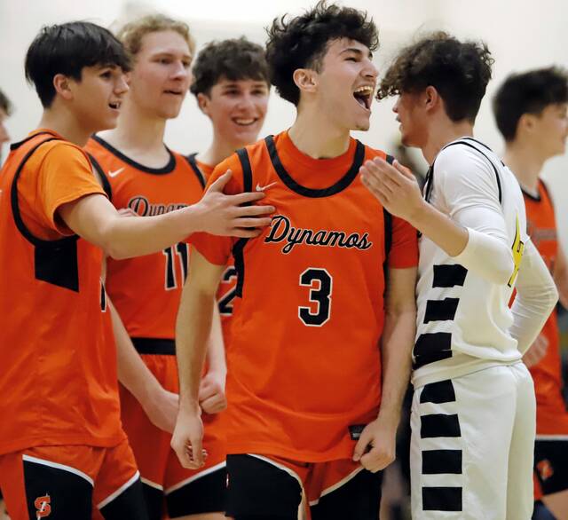 Springdale's Dom DeJesus celebrates following the Dynamos' 50-43 Section 2-2A win Tuesday, Jan. 27, 2026 at Riverview. (Josh Rizzo | For TribLive)