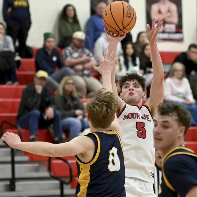 9251820_web1_ptr-MoonMarsBbb17-013126