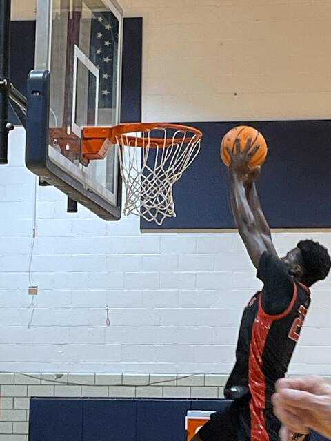 9239595_web1_sew-SAboys4-020526