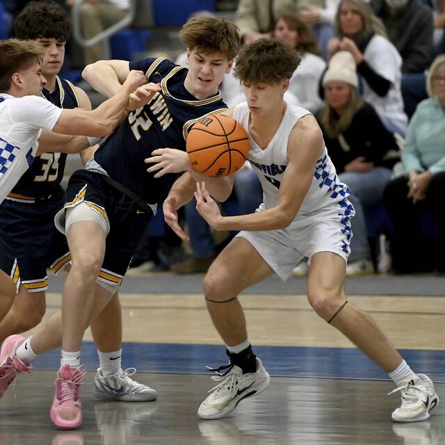 9270879_web1_gtr-HempNorwin05-020726