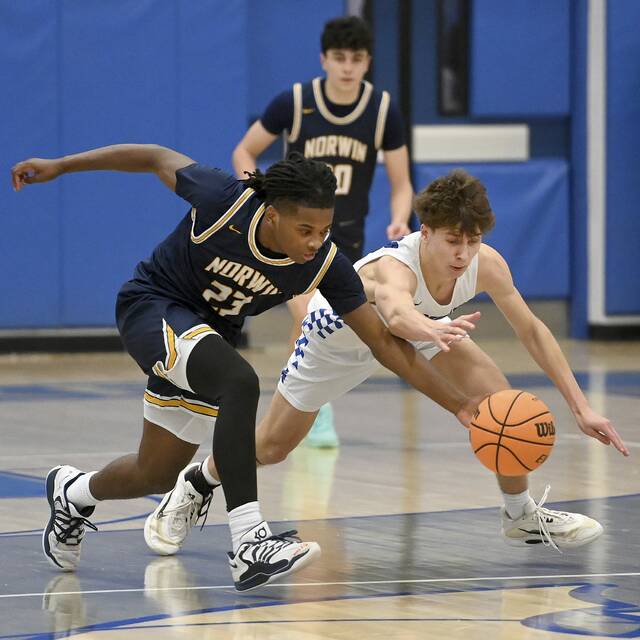 9270879_web1_gtr-HempNorwin08-020726