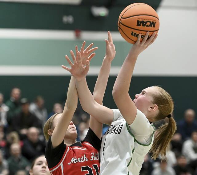 Pine-Richland’s Addison Buches scores against North Hills’ Keally Zickefoose during their game on Thursday, Jan. 29, 2026, in Pine. (Christopher Horner | TribLive)
                                Pine-Richlands Addison Buches scores against North Hills Keally Zickefoose on Jan. 29. (Christopher Horner | TribLive)