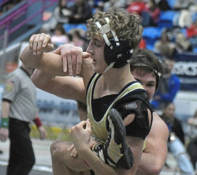 Franklin Regionals Ethan Cartwright pulls off huge win in the PIAA 3A semifinals against Bethlehem Catholic on Saturday. (Paul Schofield | TribLive)