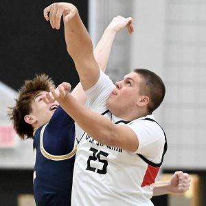 Upper St. Clairs Ryan Robbins watches the opening tip-off against Norwins King Carver on Dec. 9, 2025. (Christopher Horner | TribLive)