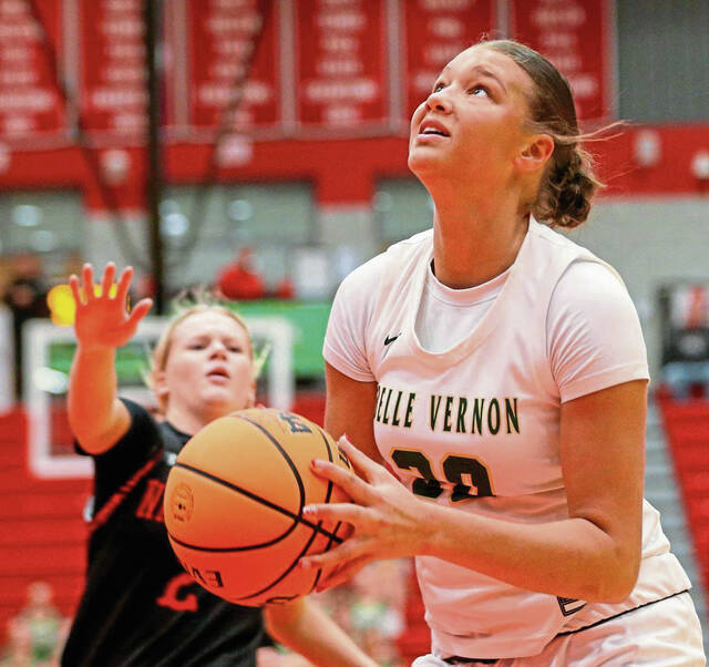 Belle Vernon's Aubrey Brown goes up for a shot against Elizabeth Forward during Thursday's WPIAL playoff game. (Mike Darnay | Mon Valley Independent)