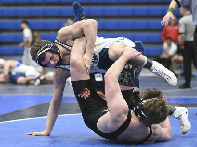 9311350_web1_ptr-WPIALWrestling03-022226