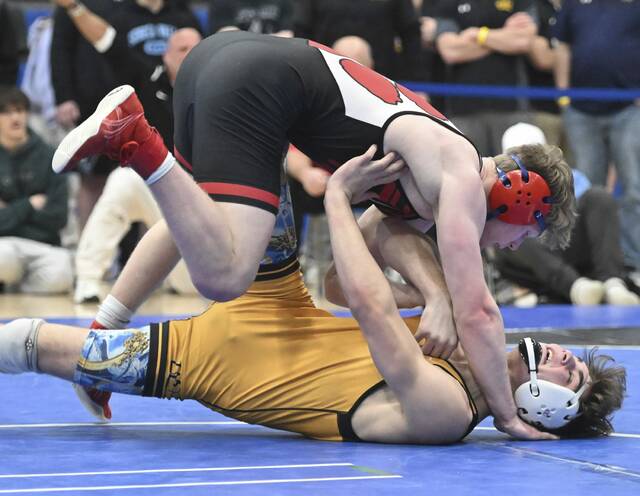 9311350_web1_ptr-WPIALWrestling04-022226