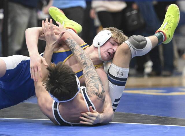 9311350_web1_ptr-WPIALWrestling07-022226