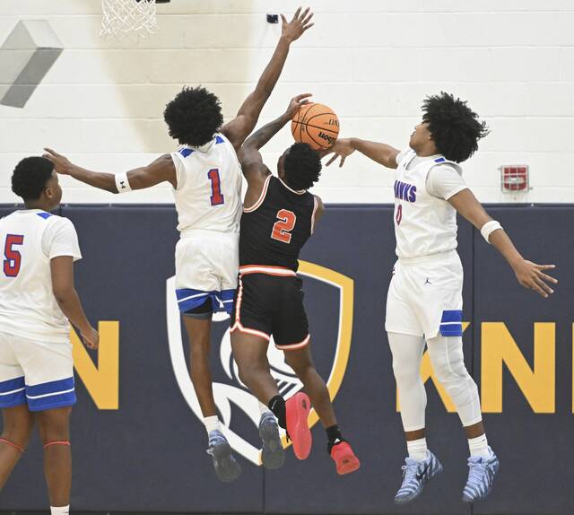 9315318_web1_gtr-JeannetteClairton14-022426