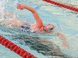 Fox Chapels Charlotte Rusche practices Tuesday at Fox Chapel. (Michael Love | TribLive)