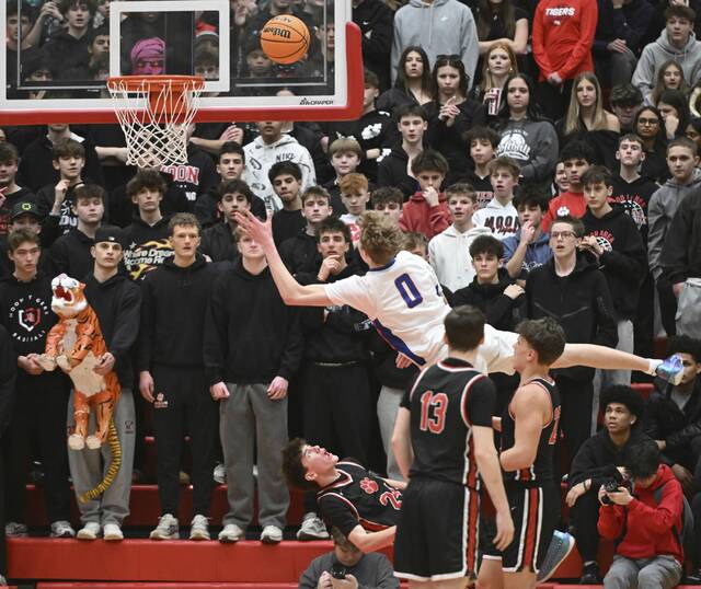 9318901_web1_ptr-CVMoon02-022526