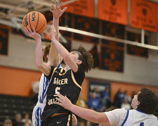 Quaker Valleys Harrison Kerley plays against Windber on Nov. 28, 2025 at Greater Latrobe High School. (Chaz Palla | TribLive)
