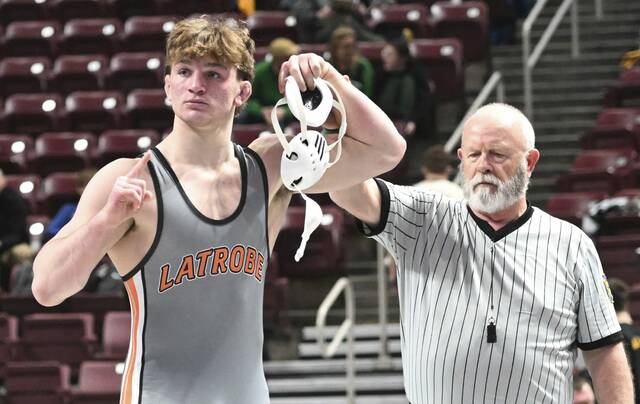 9359688_web1_ptr-AAA02-030626