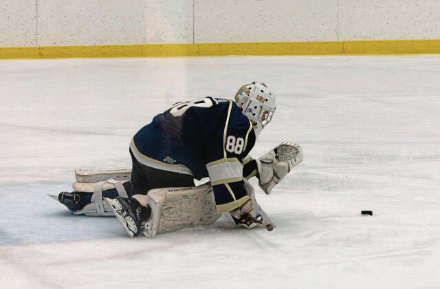 9359712_web1_vnd-KnochHockey4-030626