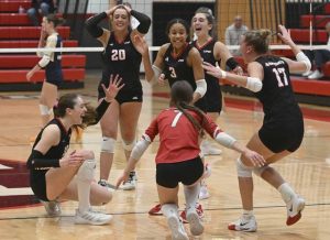 Avonworth celebrates after beating Hopewell to win its first WPIAL Class 2A volleyball championship Nov. 1, 2025 at Peters Township High School. (Chaz Palla | TribLive)