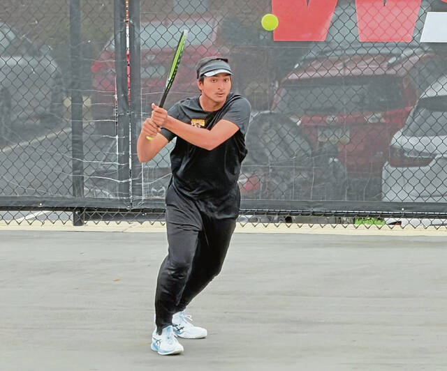 9570315_web1_ptr-NAtennis2-050626