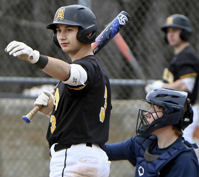 North Alleghenys JJ Mancuso bats against Norwin on March 25 at NA. (Christopher Horner | TribLive)